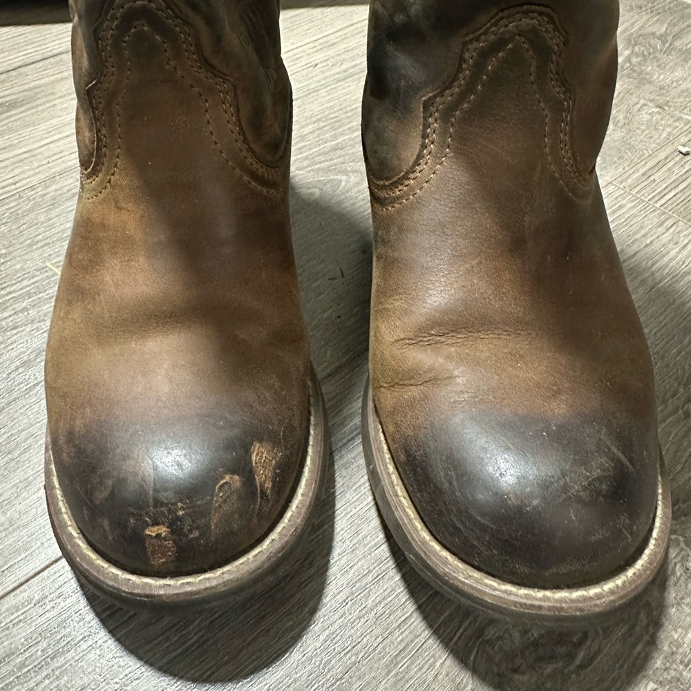 Ariat Women's Brown Heeled Boots - Picture 2 of 5